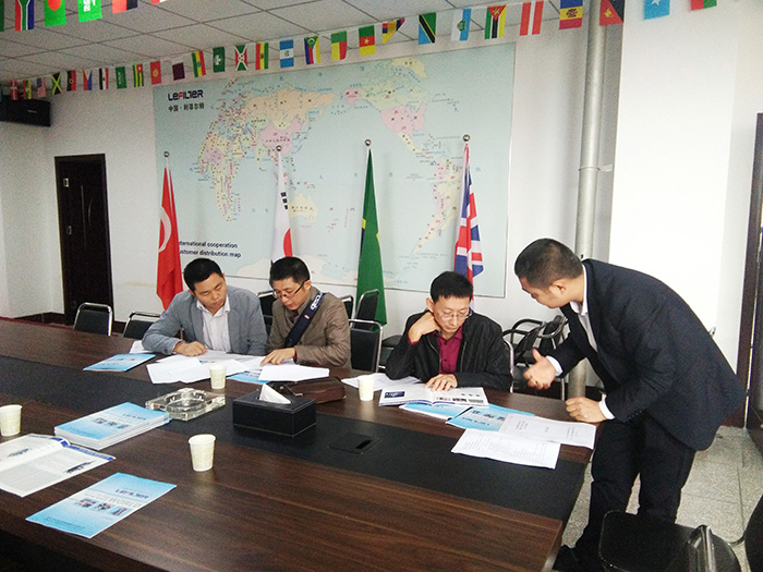 【聚焦點】新余鋼鐵領(lǐng)導(dǎo)蒞臨我司參觀指導(dǎo)！